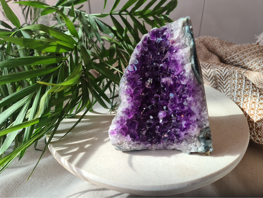 Amethyst Geode (Large)