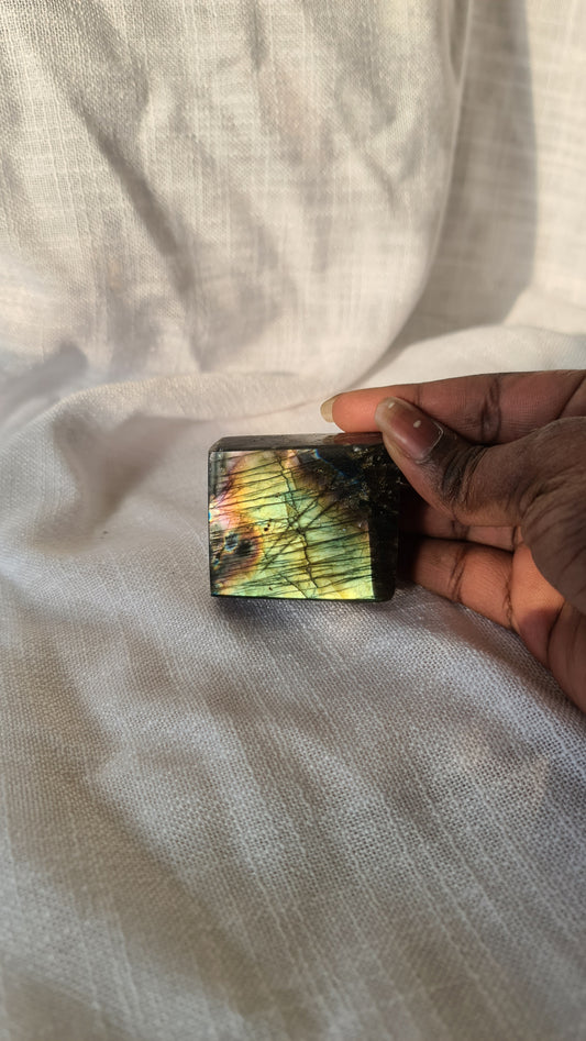 Labradorite Freeform K